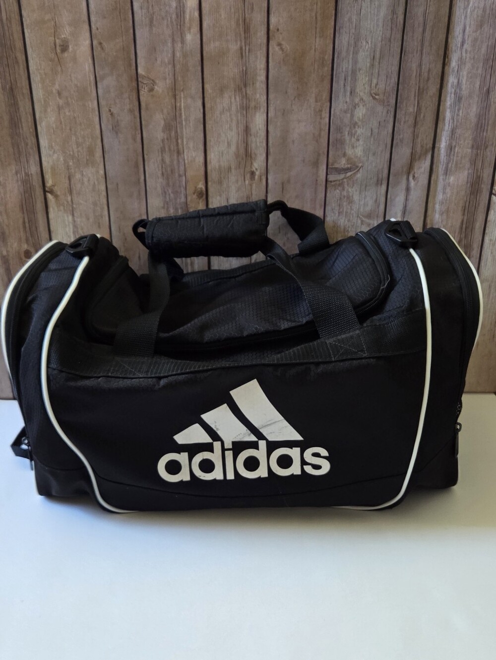 adidas Duffel Bag Unisex Travel & Gym Bag Crossbody Strap Included